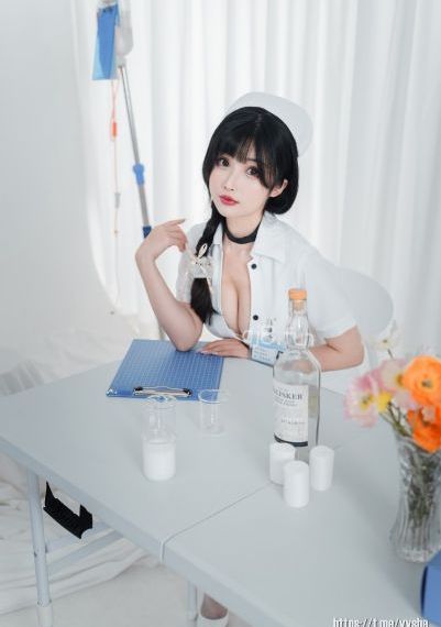 官能小说家之妻